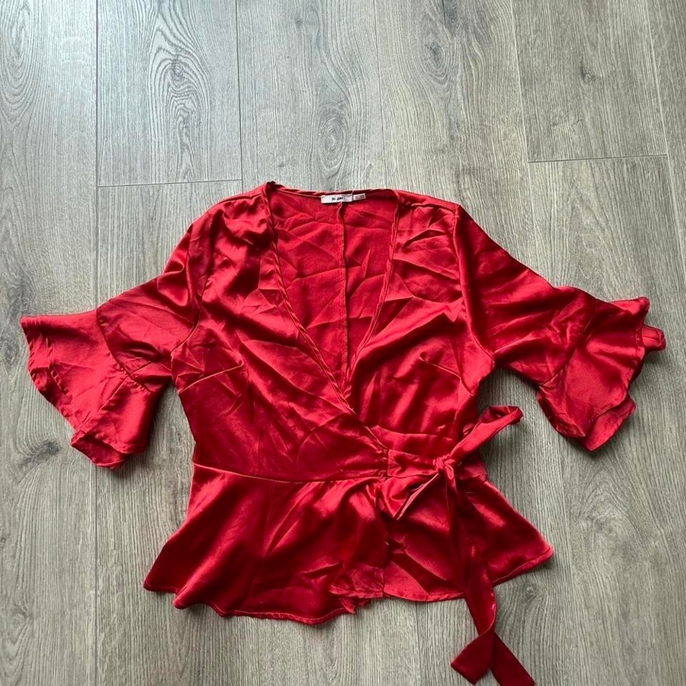 Kimchi Blue Red Satin Wrap Top Ruffle Sleeve Tie Waist Peplum Blouse Small
